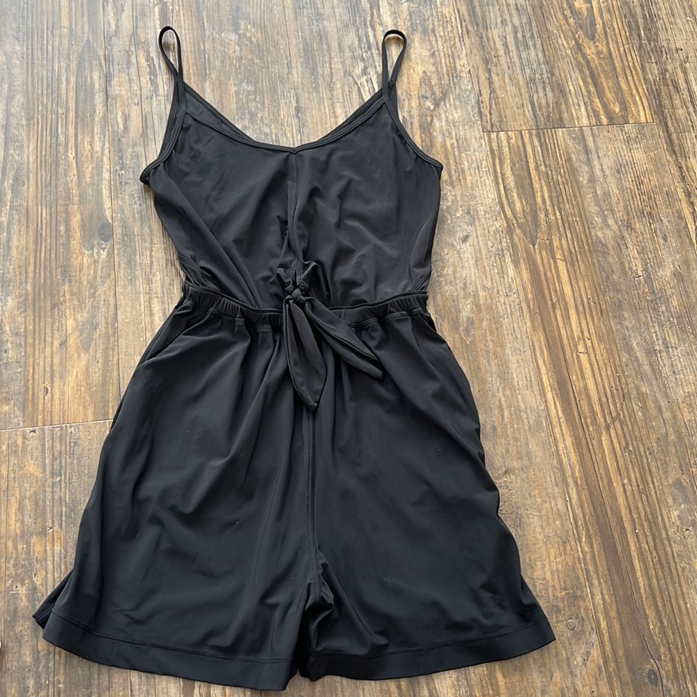 Brand new Lulu never worn Black swim cover up/romper